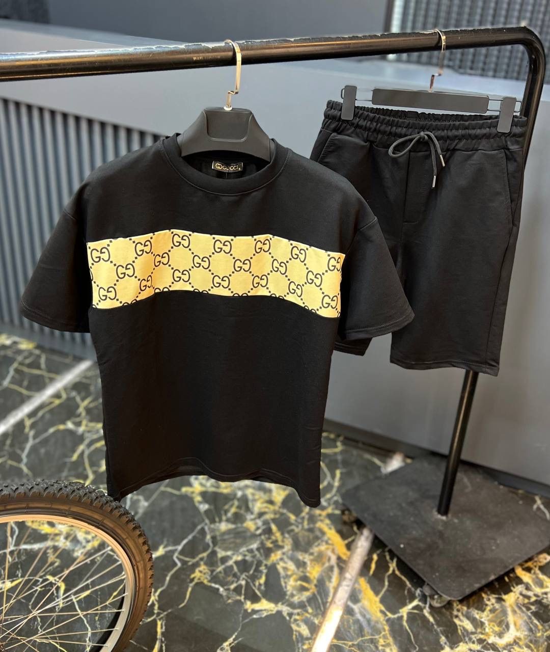 GUCCI Cotton Short and T-Shirt Hit Article